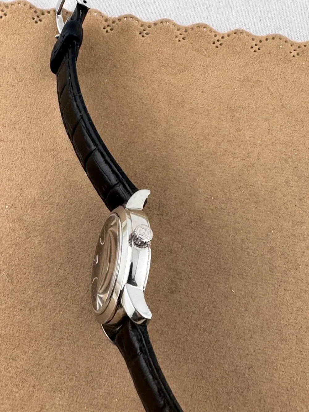 Fendi Orologi Swiss-made Luxury wristwatch